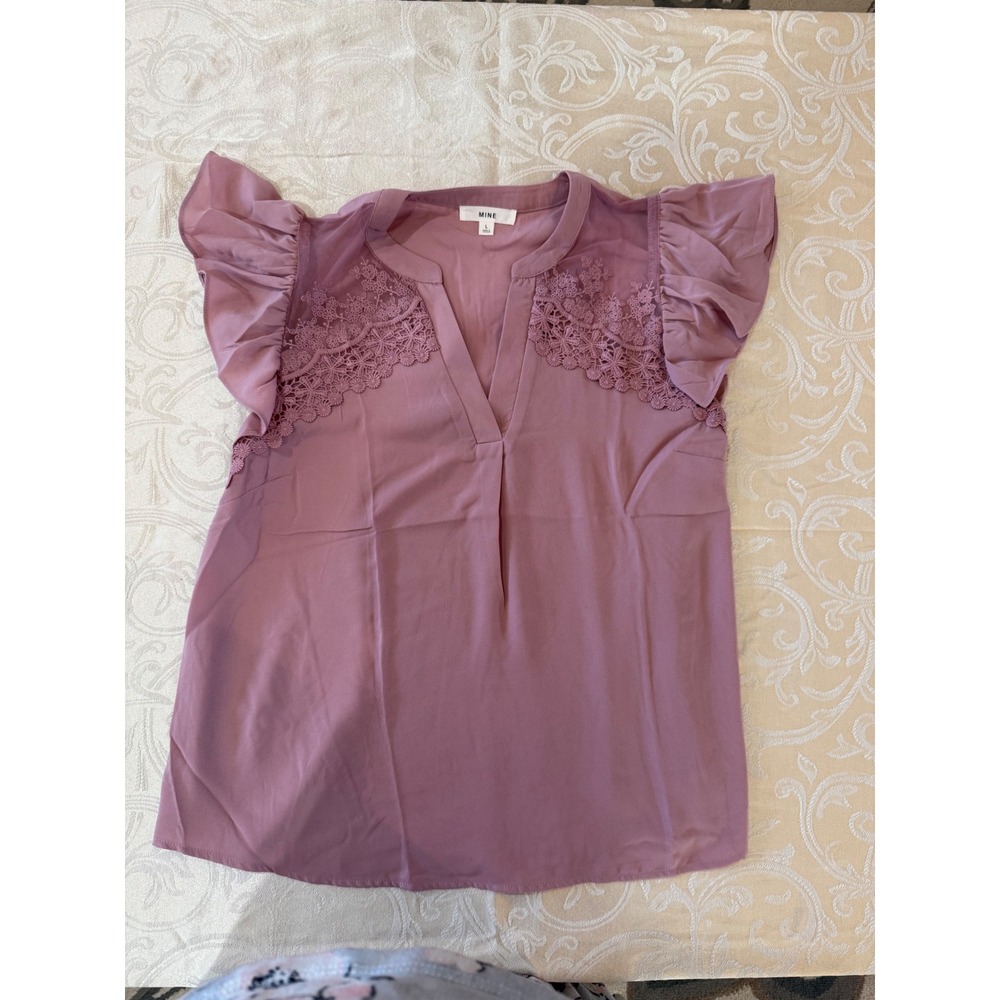 Mauve Flutter Sleeve Lace Crochet Split Neck Blouse Purple Large(seems smaller)